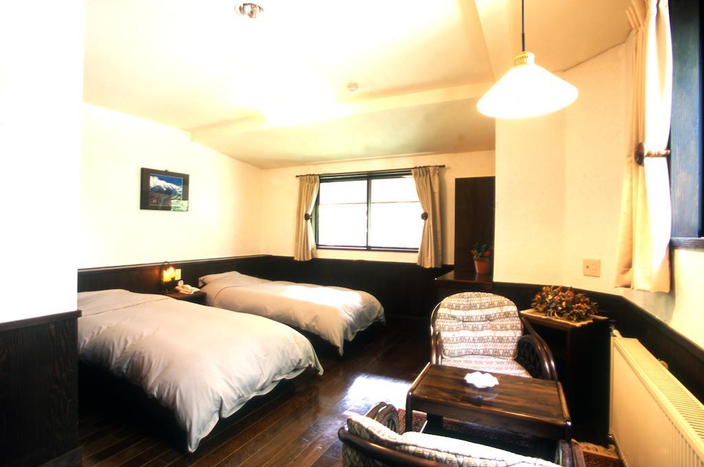 Villa Alp Bach Madarao Iiyama Zimmer foto